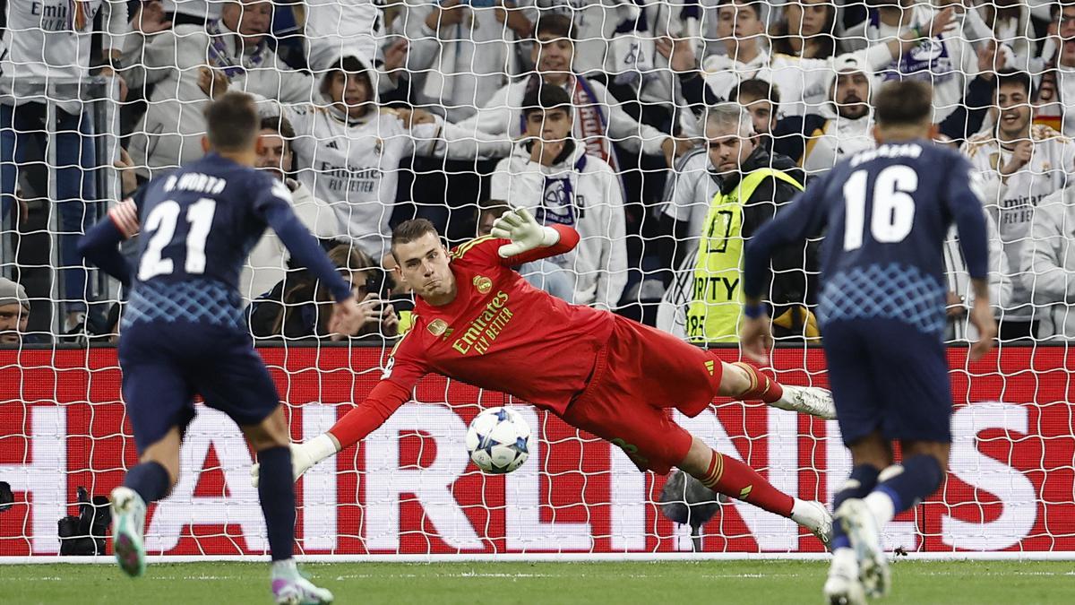 Real Madrid eases past Braga, qualifies for Champions League knockouts; Union ends losing streak