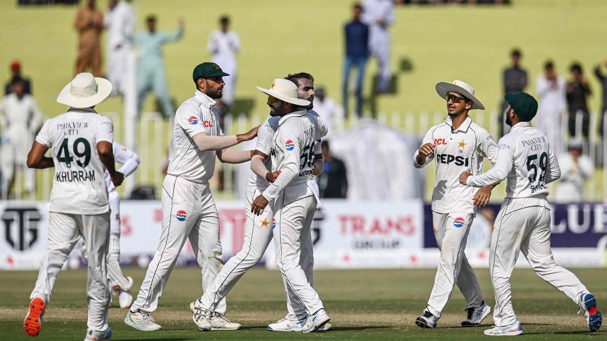 PAK vs BAN Live Score, 1st Test Day 3: Bangladesh 273/5, trails by 175 runs; Rahim, Liton Das at crease