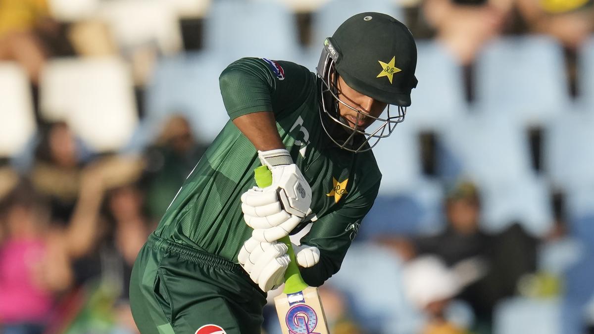 SA vs PAK LIVE SCORE, 2nd T20I: Pakistan 38/1 after five overs; Rizwan dismissed for 11