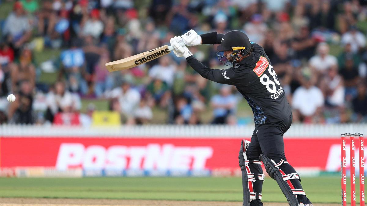 NZ vs SA, 2nd T20I LIVE Score: New Zealand 92/3 vs South Africa; Devon Conway scores fifty