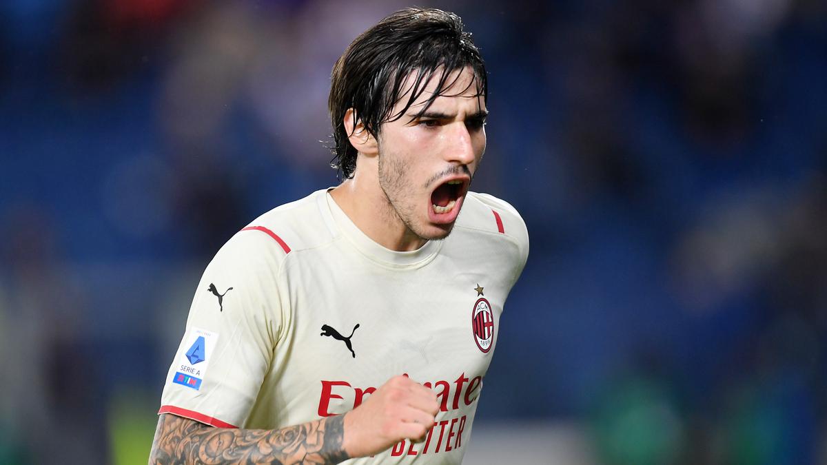 Newcastle United signs Sandro Tonali from AC Milan