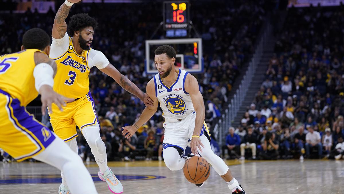 Golden State Warriors 123-109 Los Angeles Lakers, NBA Highlights: GSW wins  opener as LeBron's 31 points in vain, Curry gets 33 - Sportstar