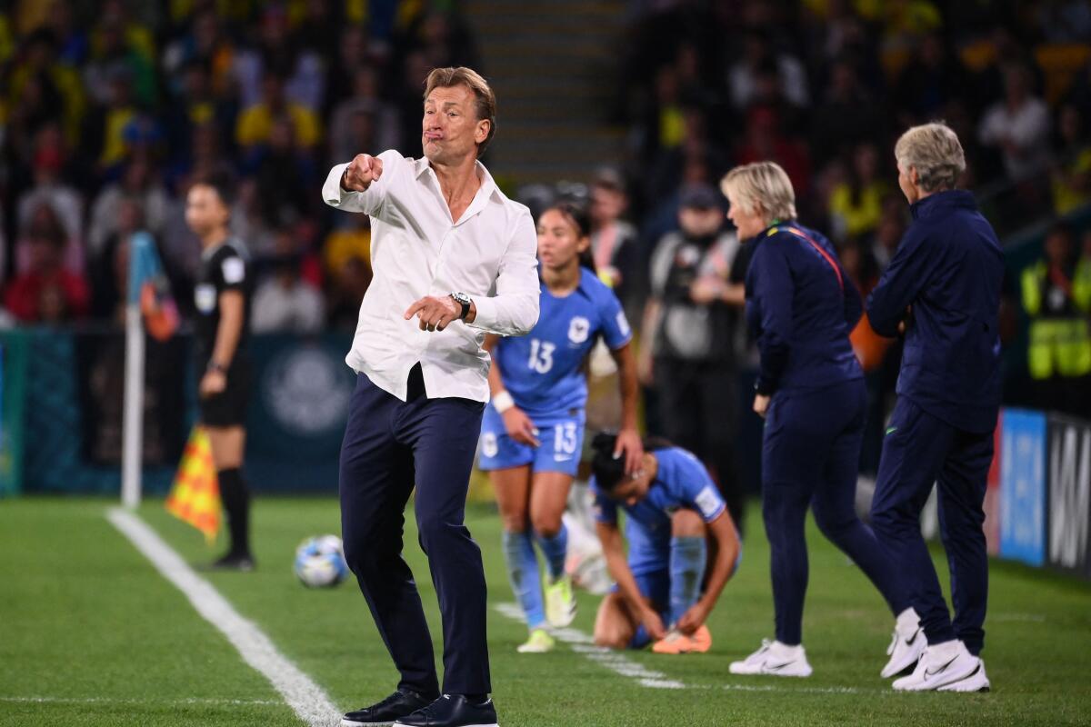 France coach Renard already plotting Olympic revenge after losing in  Women's World Cup to Australia - ABC News