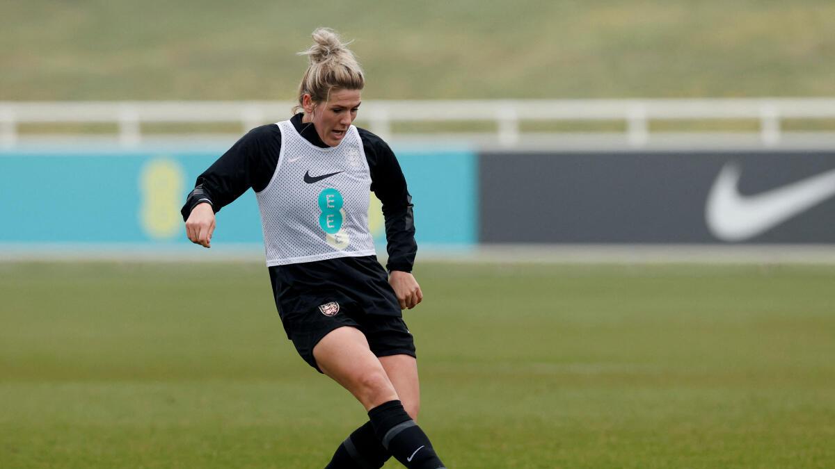 England captain Millie Bright on ACL injuries after Beth Mead misses out