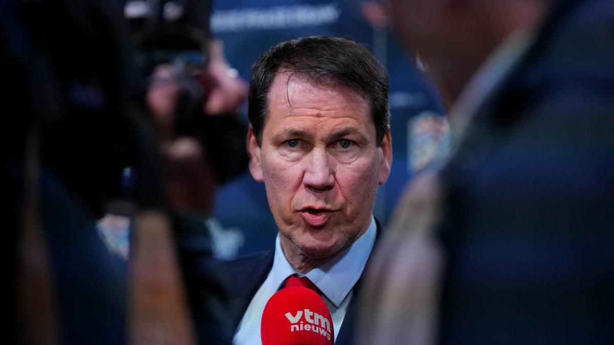 Seleção da Bélgica para amistosos pré-Copa do Mundo: Rudy Garcia nomeia três estreantes na seleção EUA-México