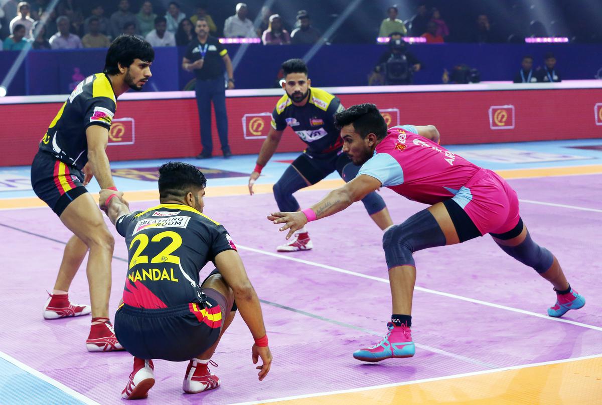 Patna Pirates 34-29 UP Yoddhas Highlights, Pro Kabaddi 2022: Sachin shines  yet again in Patna's win over UP Yoddhas - Sportstar