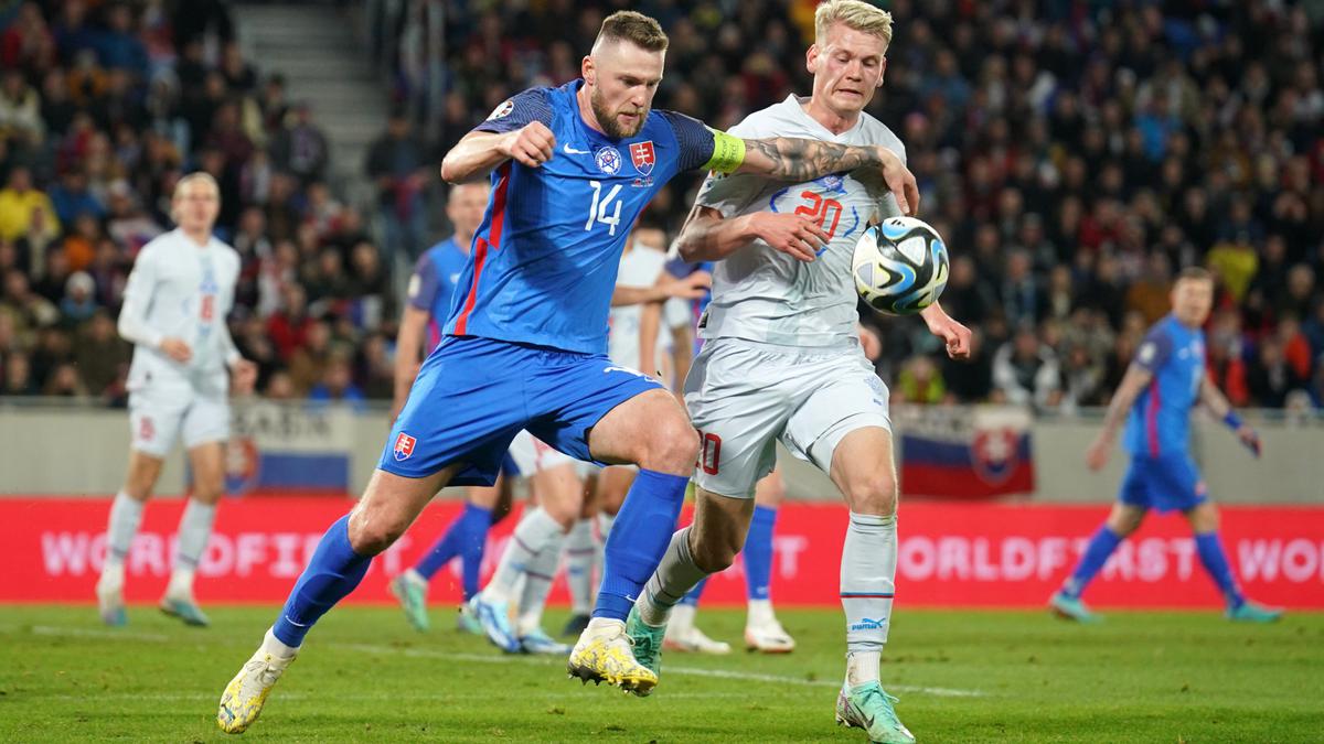 Slovakia Manager Calzona Hopes To Avoid Italy In Euro 2024 Draw Sportstar   Slovakia V Iceland Group J UEFA EURO 2024 European Qualifiers 8 