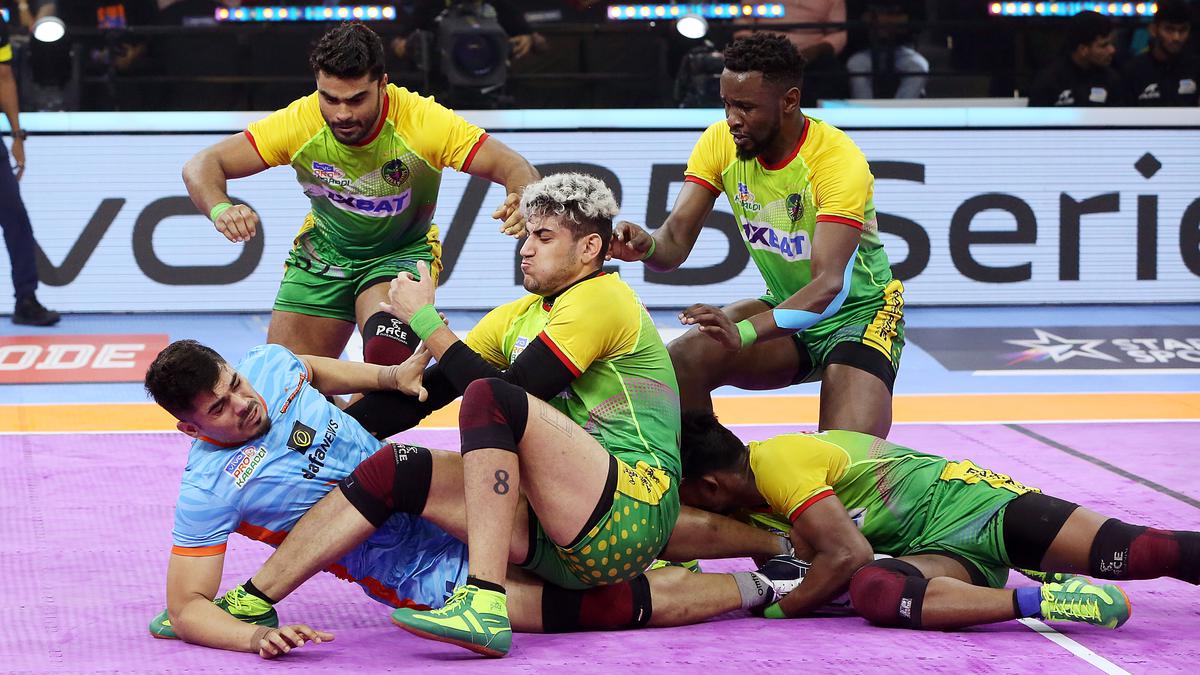 Pro Kabaddi 2022 Top Defender Most High 5s Mohammadreza Chiyaneh Ends 