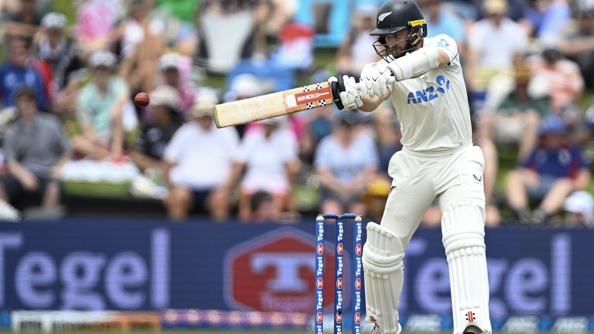 New Zealand vs England Live Score, 3rd Test Day 3: NZ 136/3, leads by 340 runs; Rain delays start of play