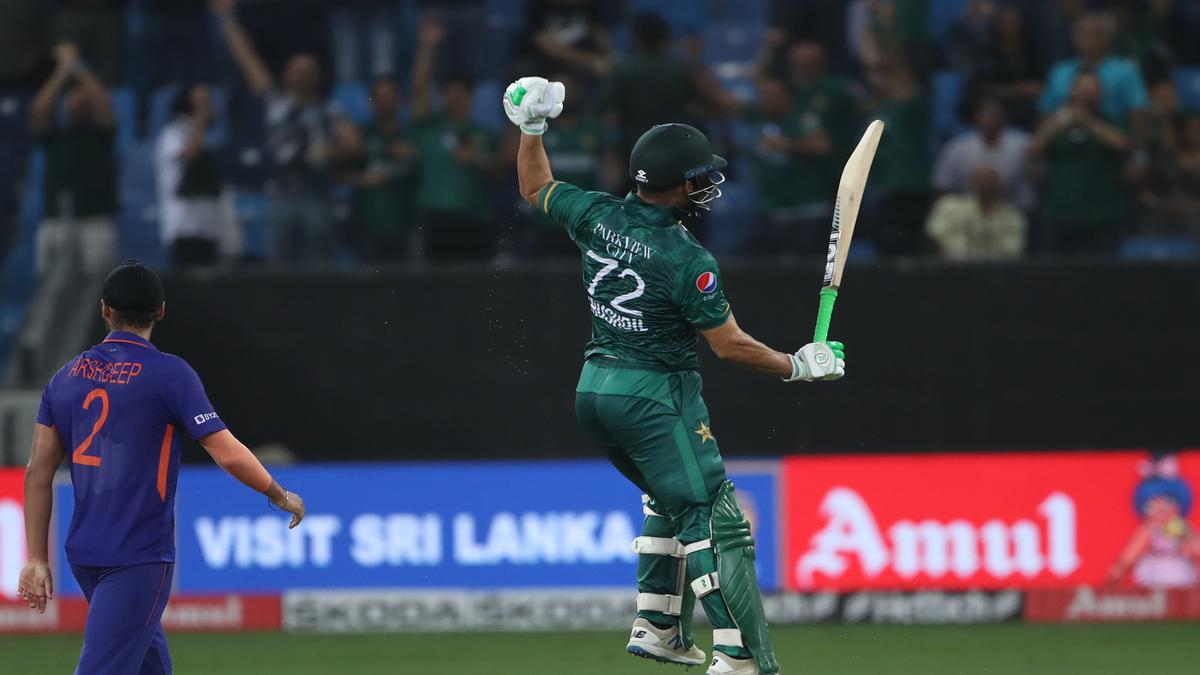 Asia Cup 2022 Super 4: Pakistan beats India by five wickets in thriller