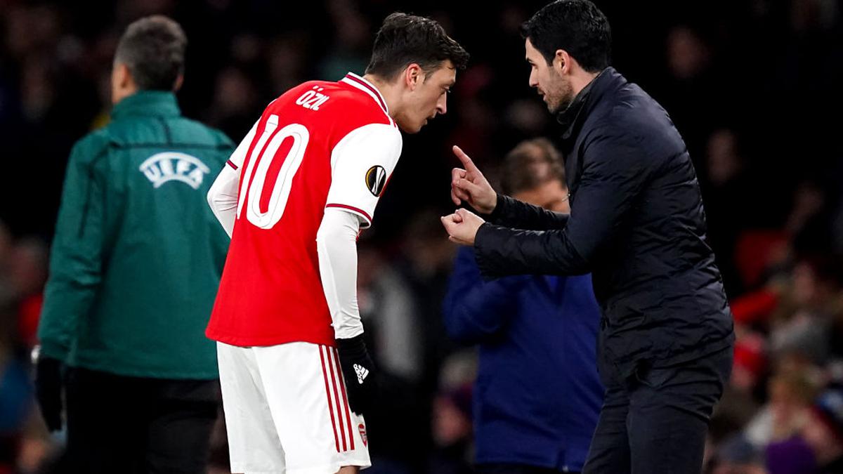 Arteta hurt by Ozil situation, but resigned to questioning - Football News