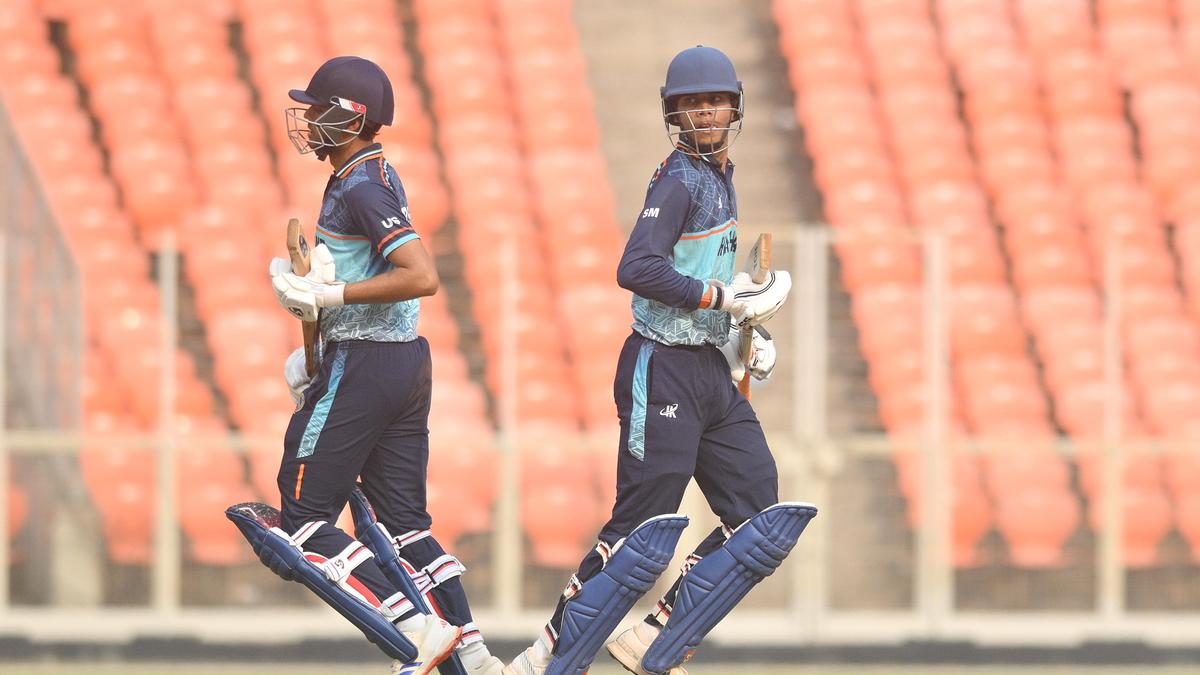 Vijay Hazare Trophy 2025-26: Imperious Jharkhand crushes Tamil Nadu by nine wickets