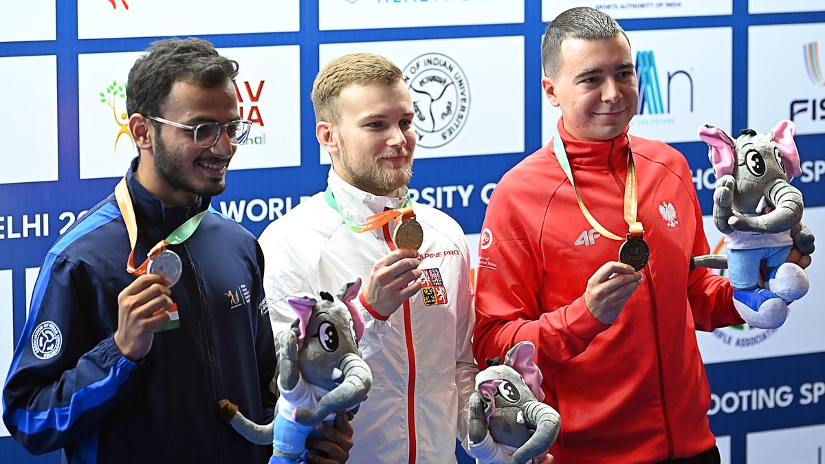 World University Shooting Championship: Gold for India in 10-metre air rifle; Moradiya bags silver in individual event