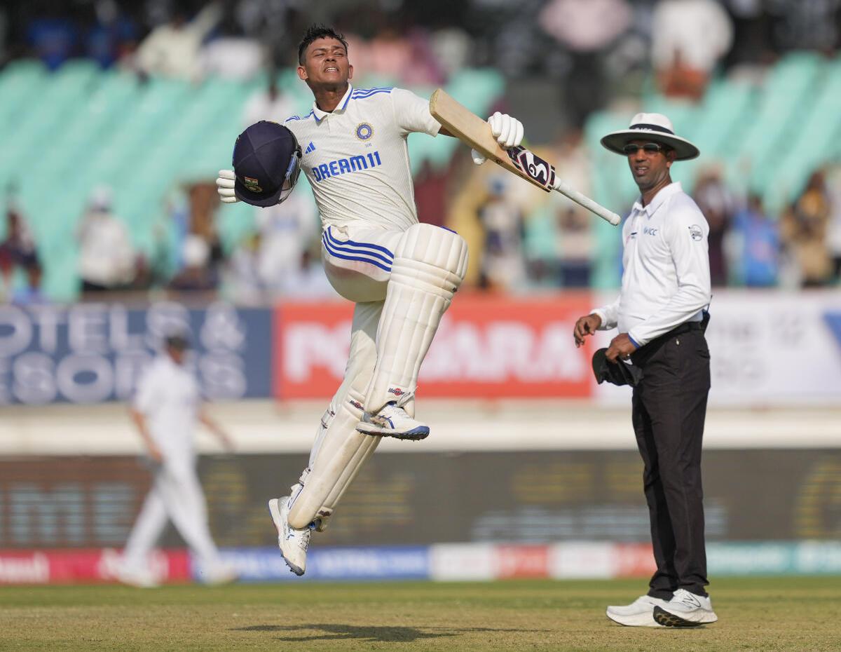 India vs England 3rd Test Day 3 Highlights: Yashasvi Jaiswal hits