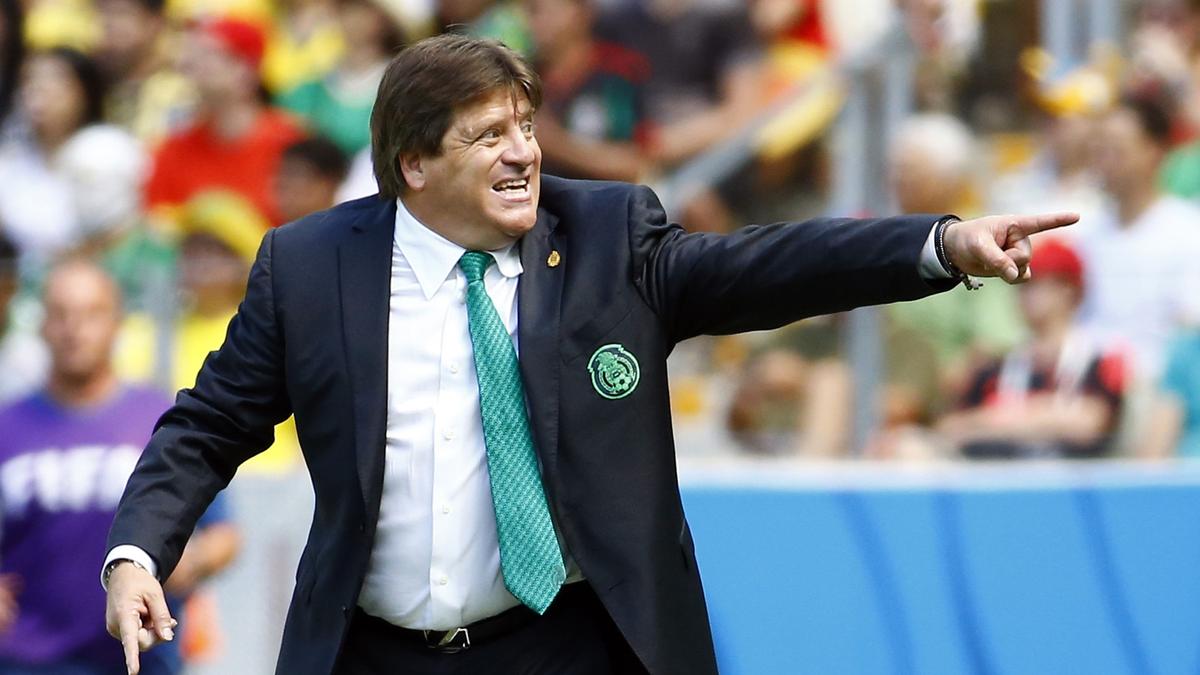 Mexico’s Miguel Herrera appointed Costa Rica head coach