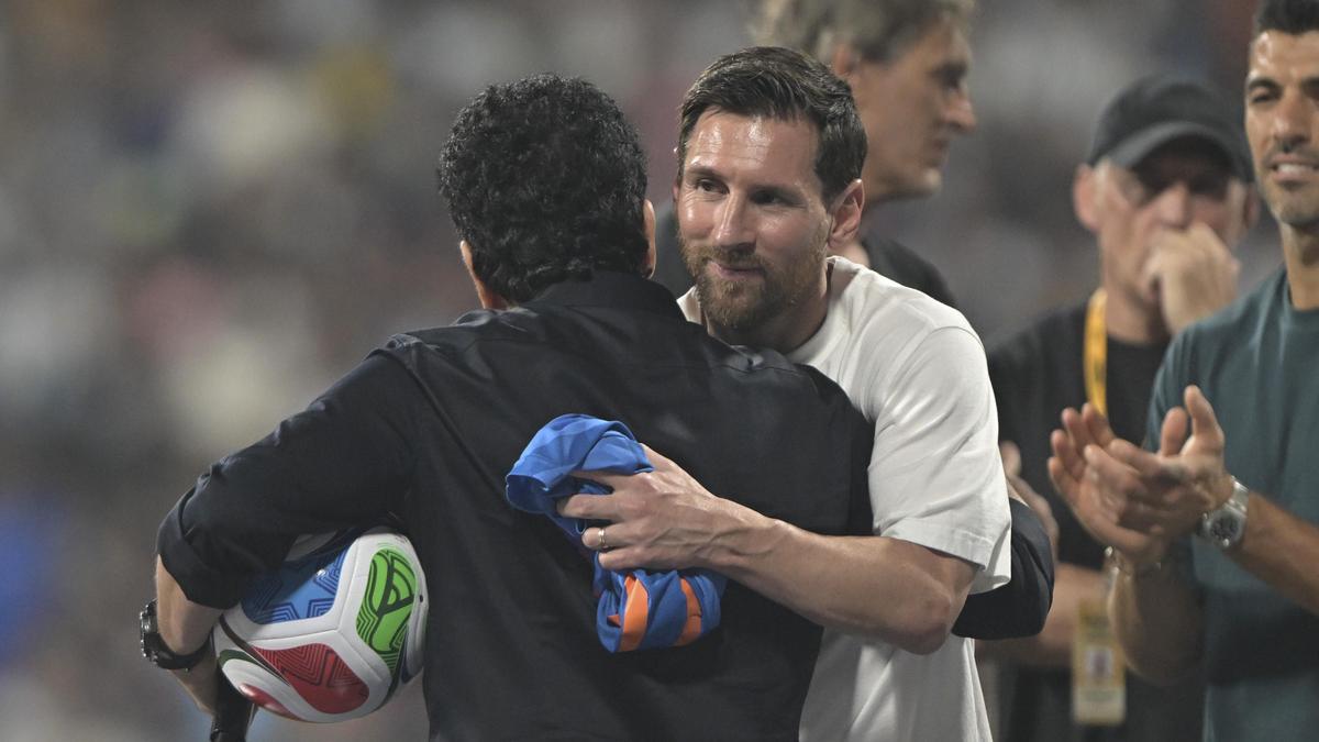 Sachin e Chhetri entre as estrelas que descerão sobre Wankhede enquanto o GOAT Tour de Messi faz uma parada em Mumbai