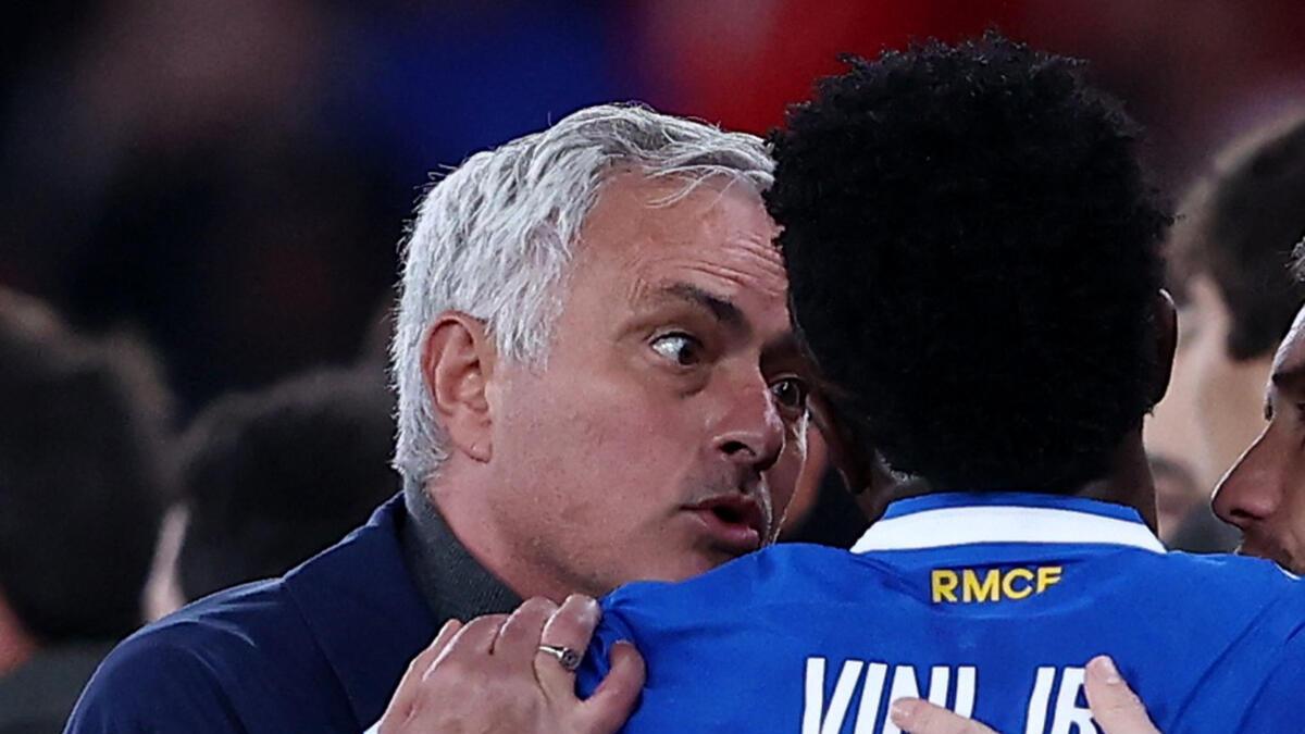 A carreira de Prestiani sob o comando de Mourinho ‘acabou’ se a culpa for do racismo, diz treinador