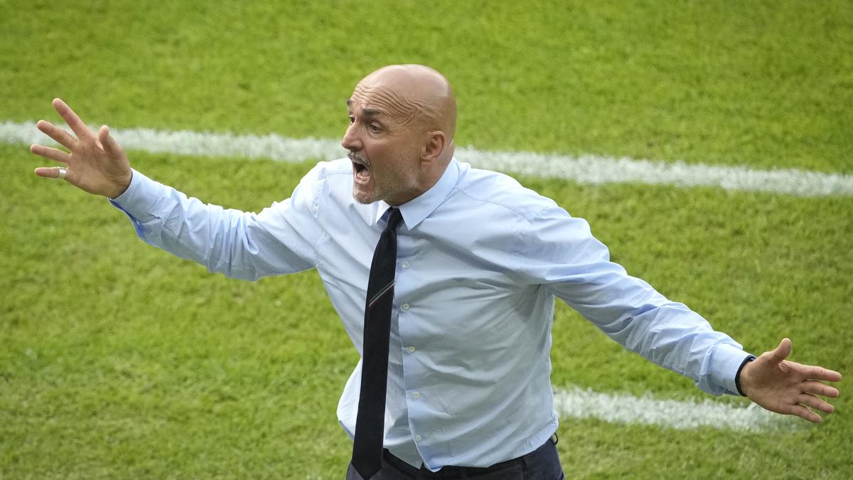 Spalletti to remain Italy coach despite Euro 2024 humbling