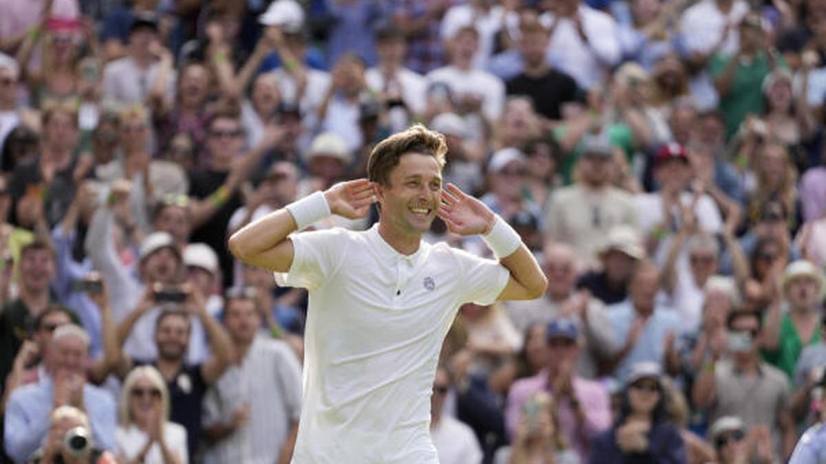 Wimbledon 2023: World number four Ruud loses Briton wildcard Broady in second round