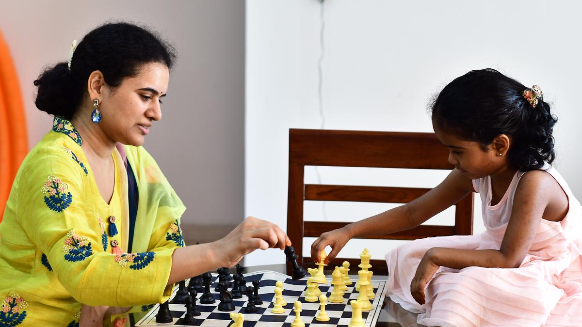 Global Chess League: Mothers Humpy, Harika to lead Mumba Masters title charge while staying away from kids