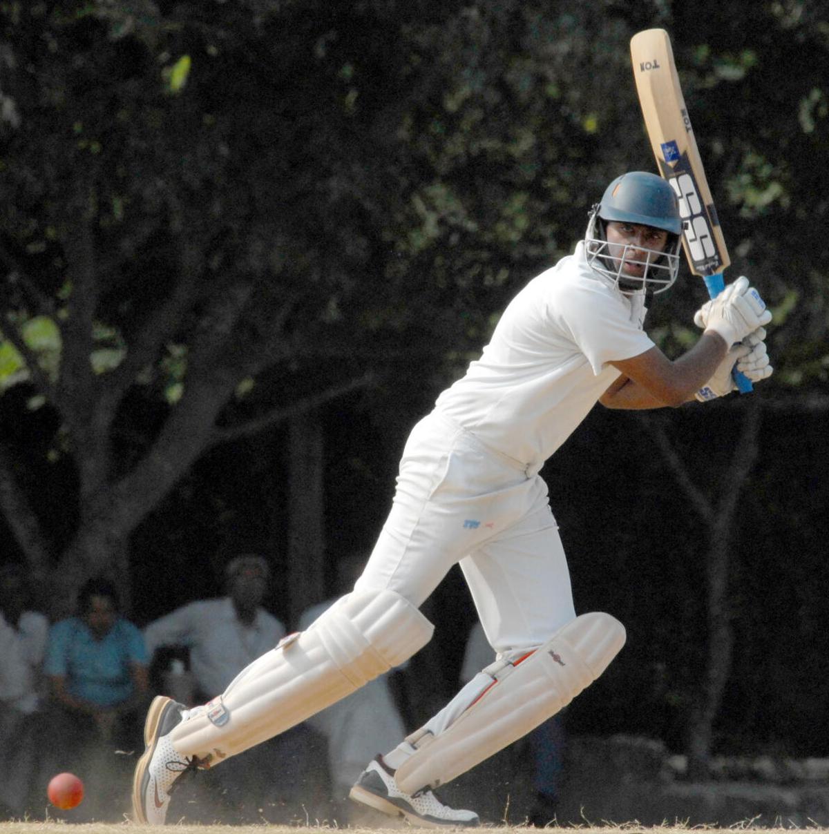 True all-rounder: Tamil Nadu batsman R. Ashwin in action during the Ranji Trophy Super League match against Mumbai at Gurunanak College Ground in Chennai on November 17, 2007.