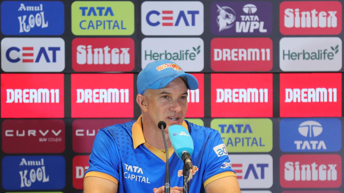 WPL 2025: Gujarat Giants coach Klinger says team did well to reach 120 but rues lack of partnerships