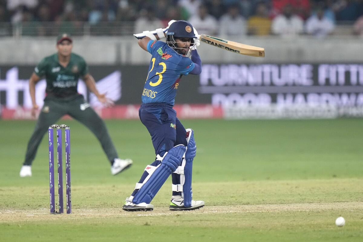 Srilanka beat Bangladesh by 2 wickets in a thriller, till Super Fours | Asia Cup 2022