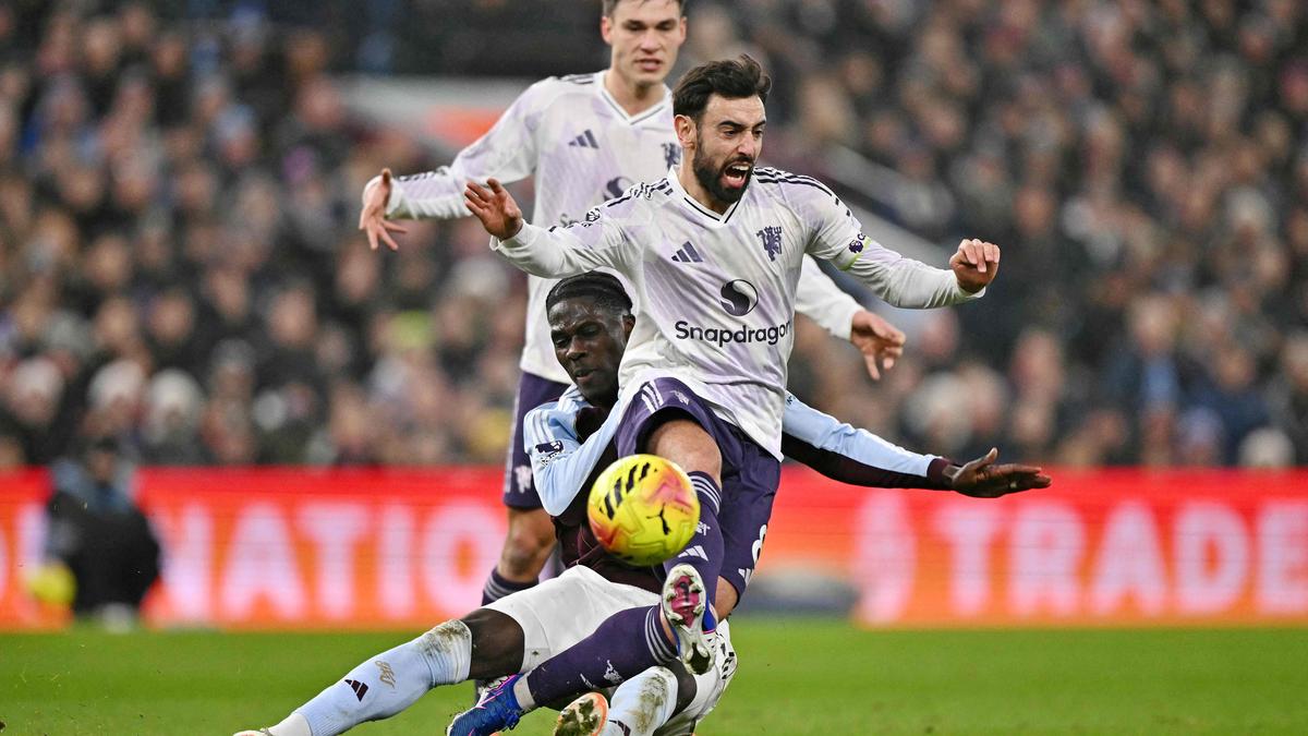 Premier League: Bruno Fernandes suffers injury in Man United’s game against Aston Villa