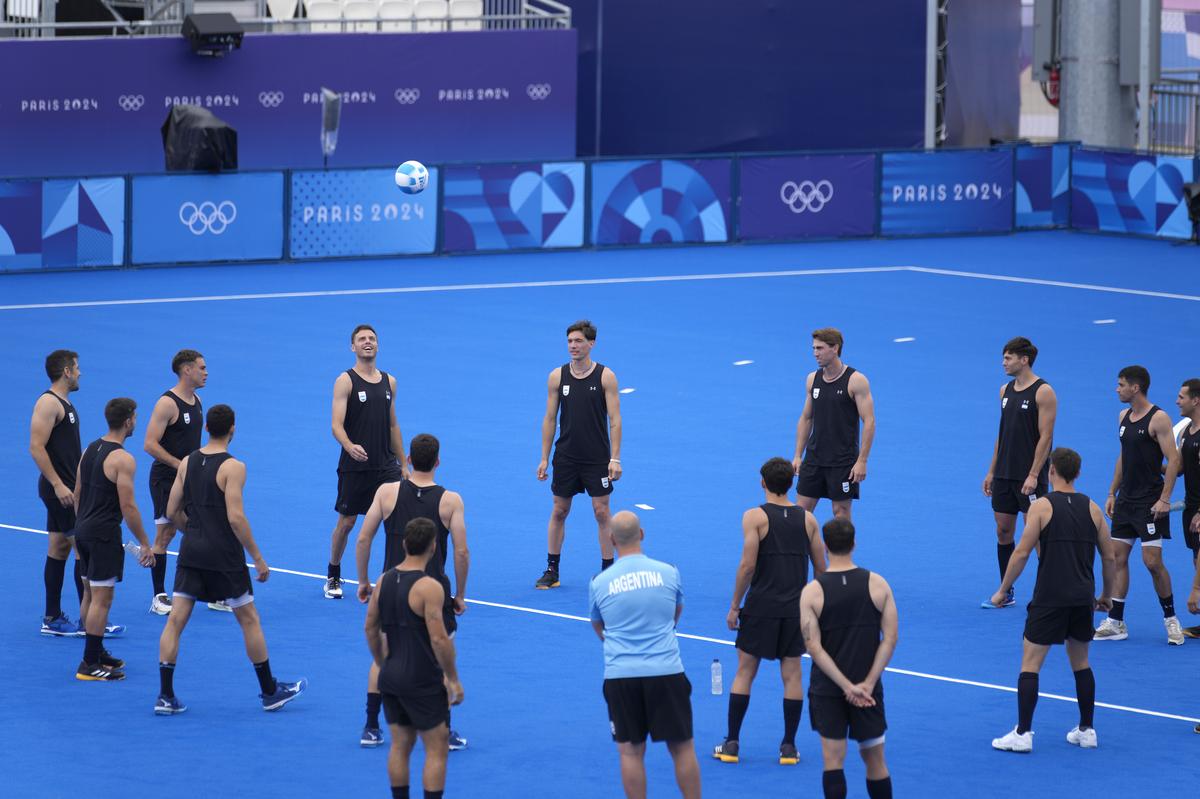 Players of the Argentina men’s hockey team participate in a practice session at the Yves-du-Manoir Stadium, at the 2024 Summer Olympics.