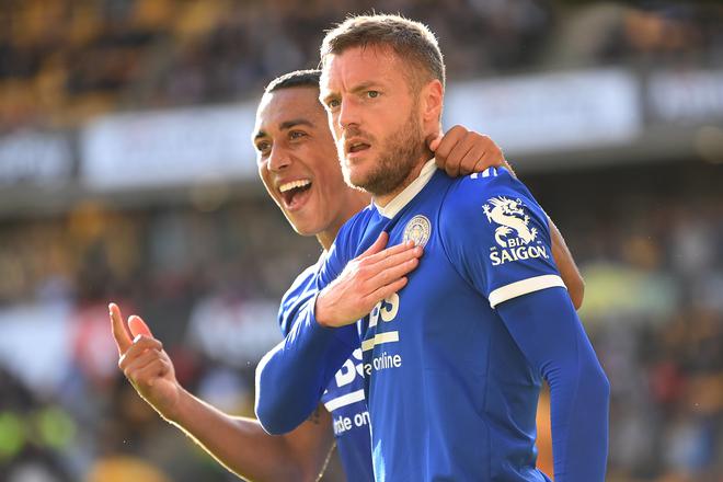 Jamie Vardy celebrates with Youri Tielemans of Leicester City after scoring the fourth goal.
