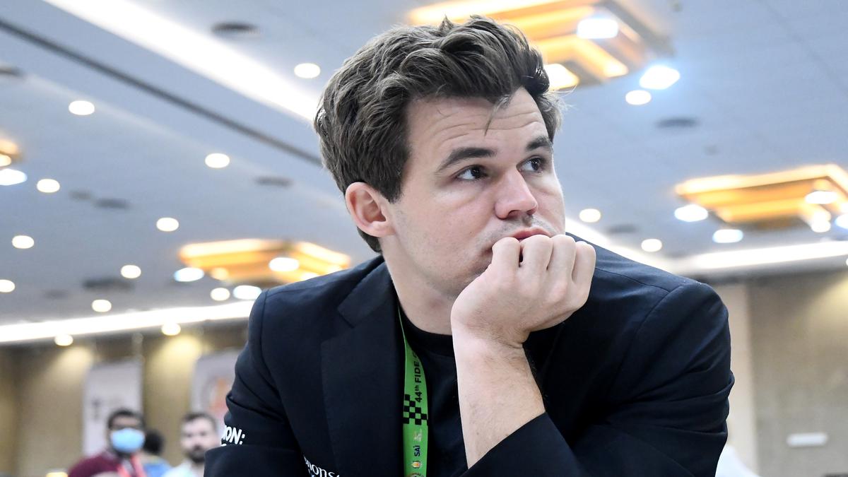 Did Magnus Carlsen just say or insinuate that Maxim Dlugy has been