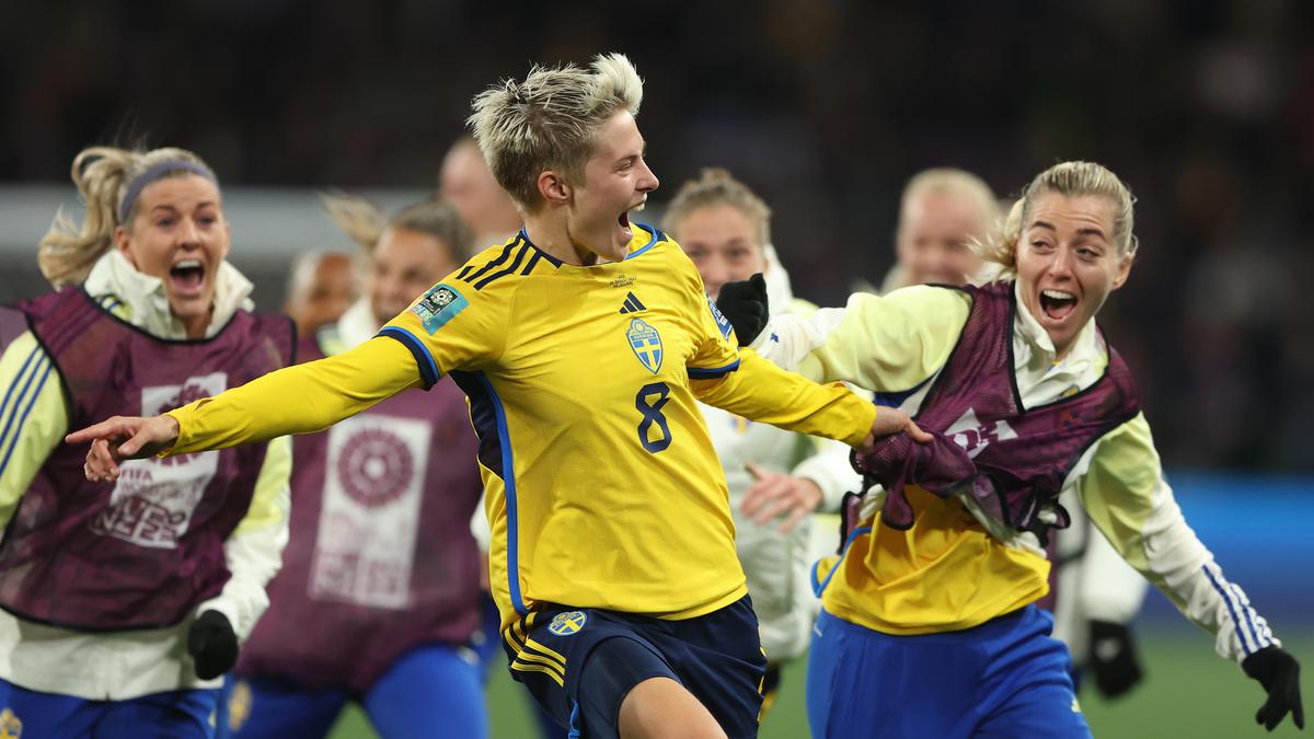 12) Sweden beats the US after the most dramatic penalty shootout finale