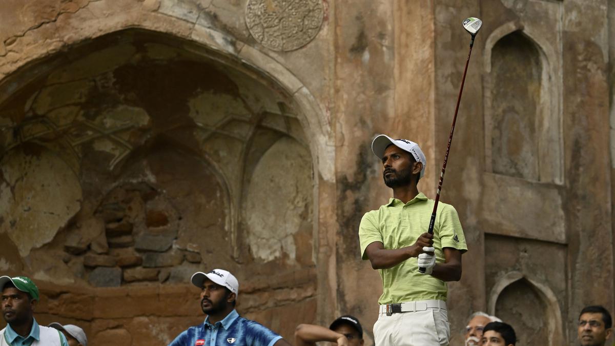 DGC Open, Golf: Rashid Khan displaces Chikkarangappa to take the lead on Day 3