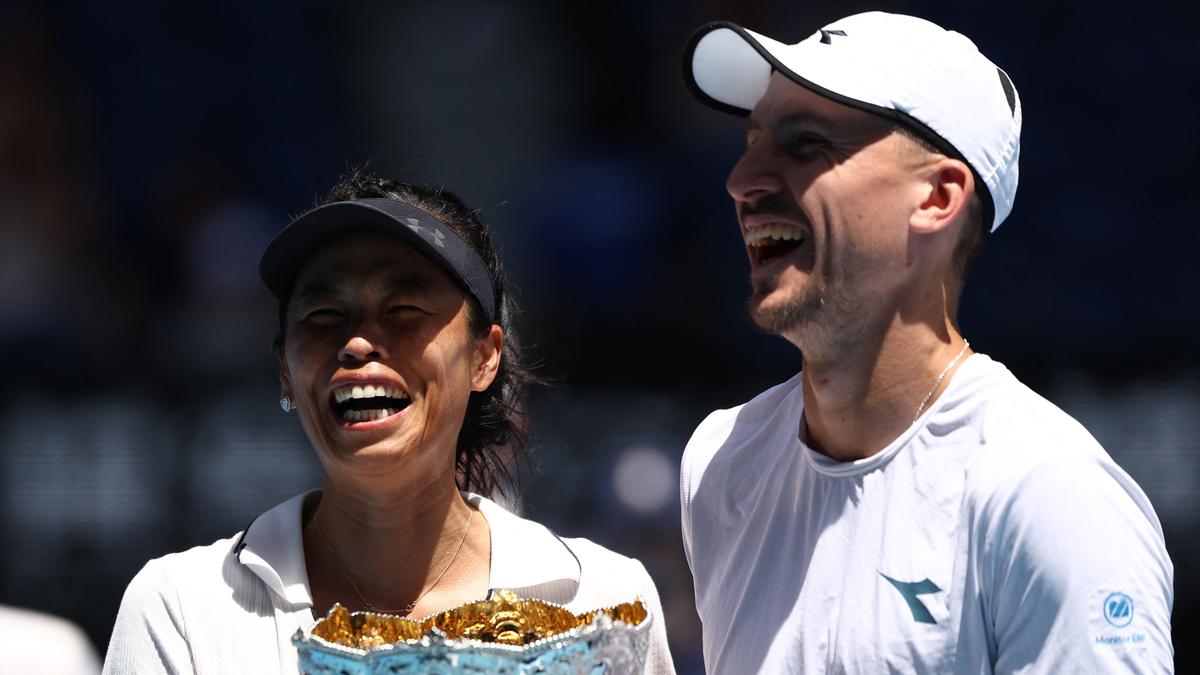 Australian Open 2024: Hsieh Su-wei and Jan Zielinski win the mixed ...