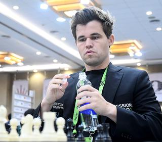 Chess: World chess federation bars transgender players from women's events