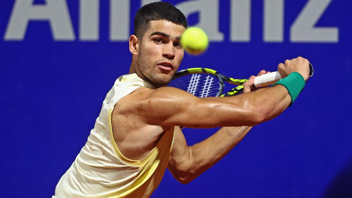 Alcaraz upset by Jarry in Argentina Open semifinals