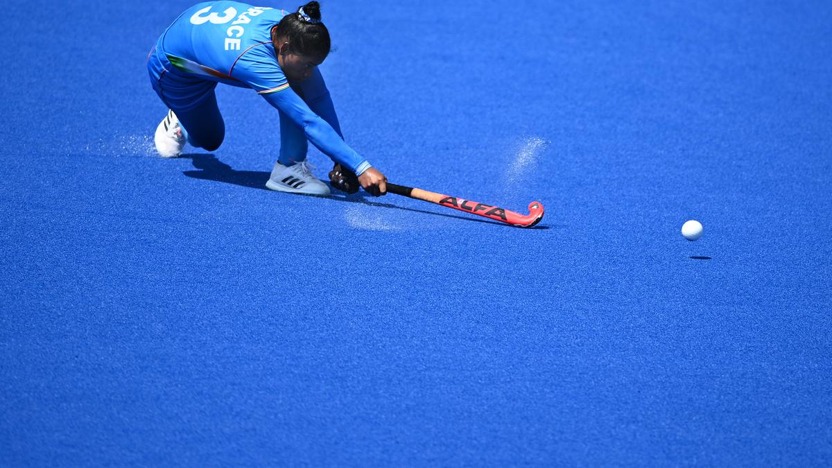 Indian women’s hockey team continues winning streak, beats South Africa 4-0