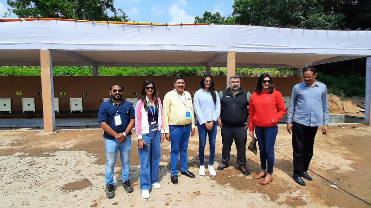 National Games 2022: PV Sindhu, Anju Bobby George and Trupti Murgunde try hand at shooting