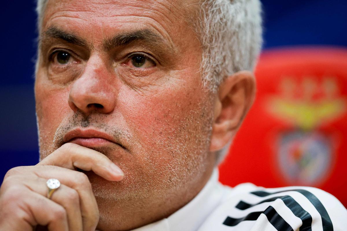 Mourinho povedal, že s Arbeloa nehovoril, odkedy 43-ročný hráč nahradil Xabiho Alonsa pri kormidle, ale že to nebolo potrebné.