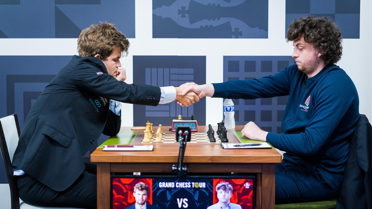 Magnus Carlsen and Hans Niemann: The cheating row that's blowing up the  chess world