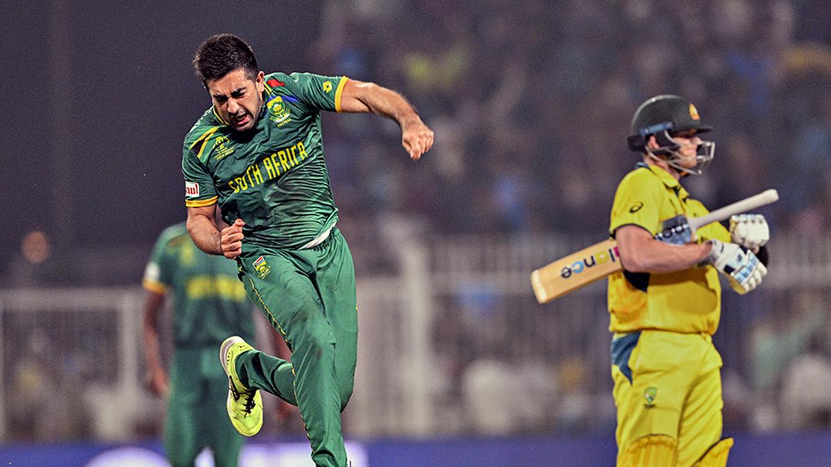 Shamsi opts out of SA contract for T20 leagues