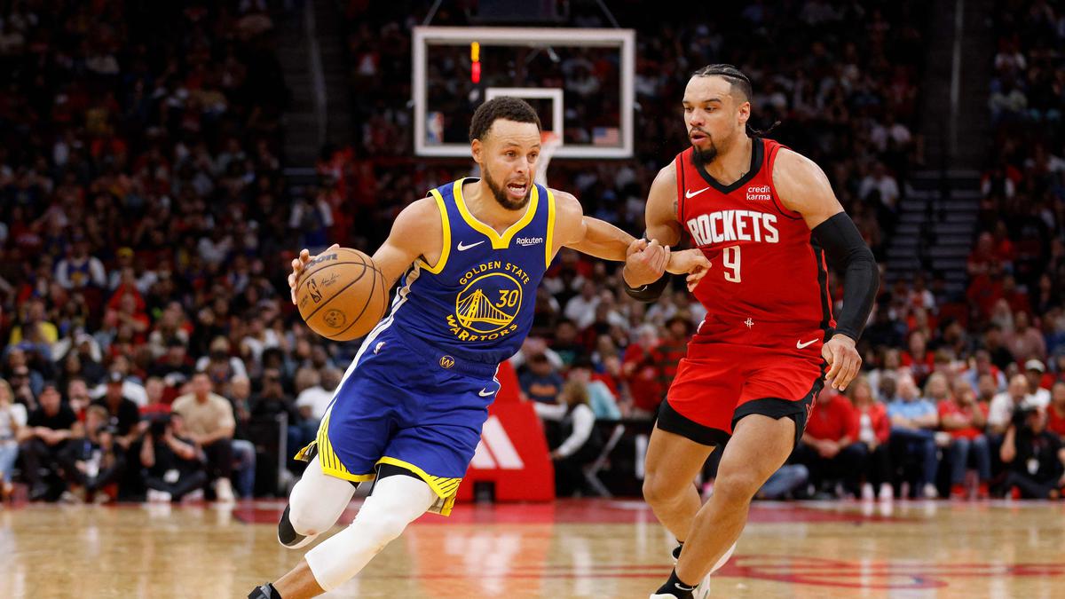 NBA 2023-24: Stephen Curry heats up late as Warriors beats Rockets 106 ...