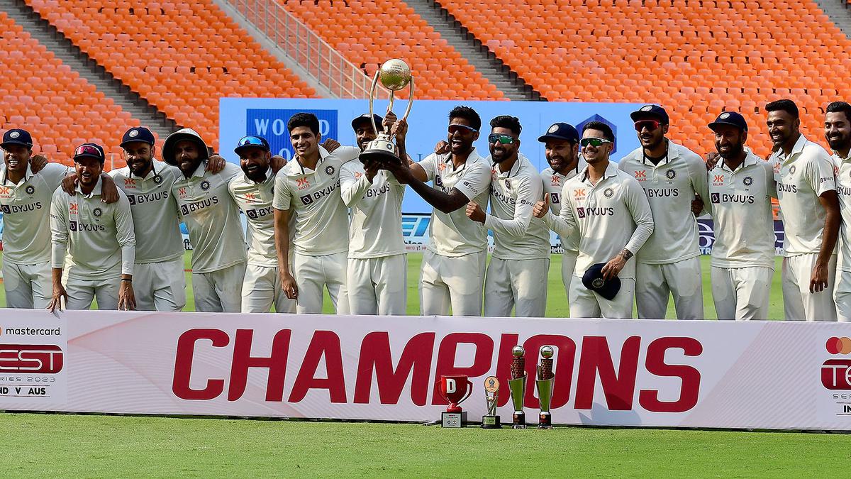 India pips Australia to become No.1 ranked Test team