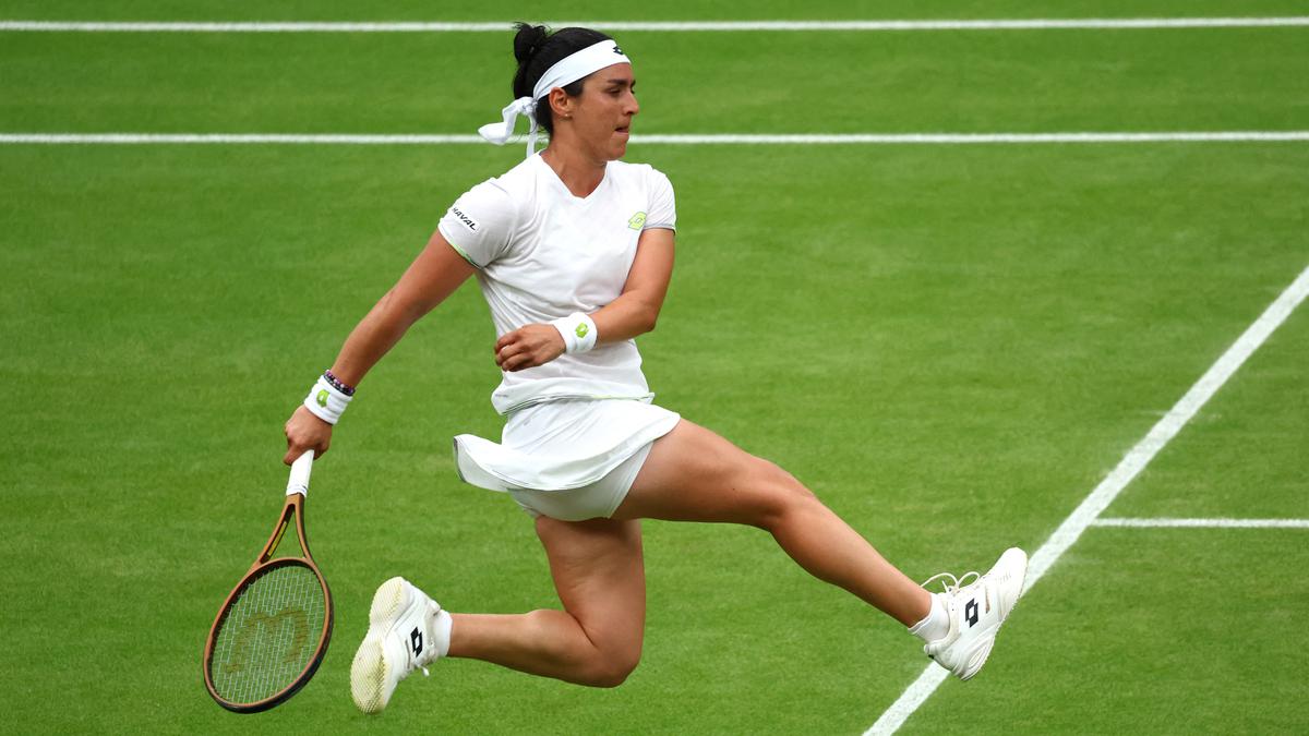 Jabeur rides the punches to beat Sabalenka and reach Wimbledon final