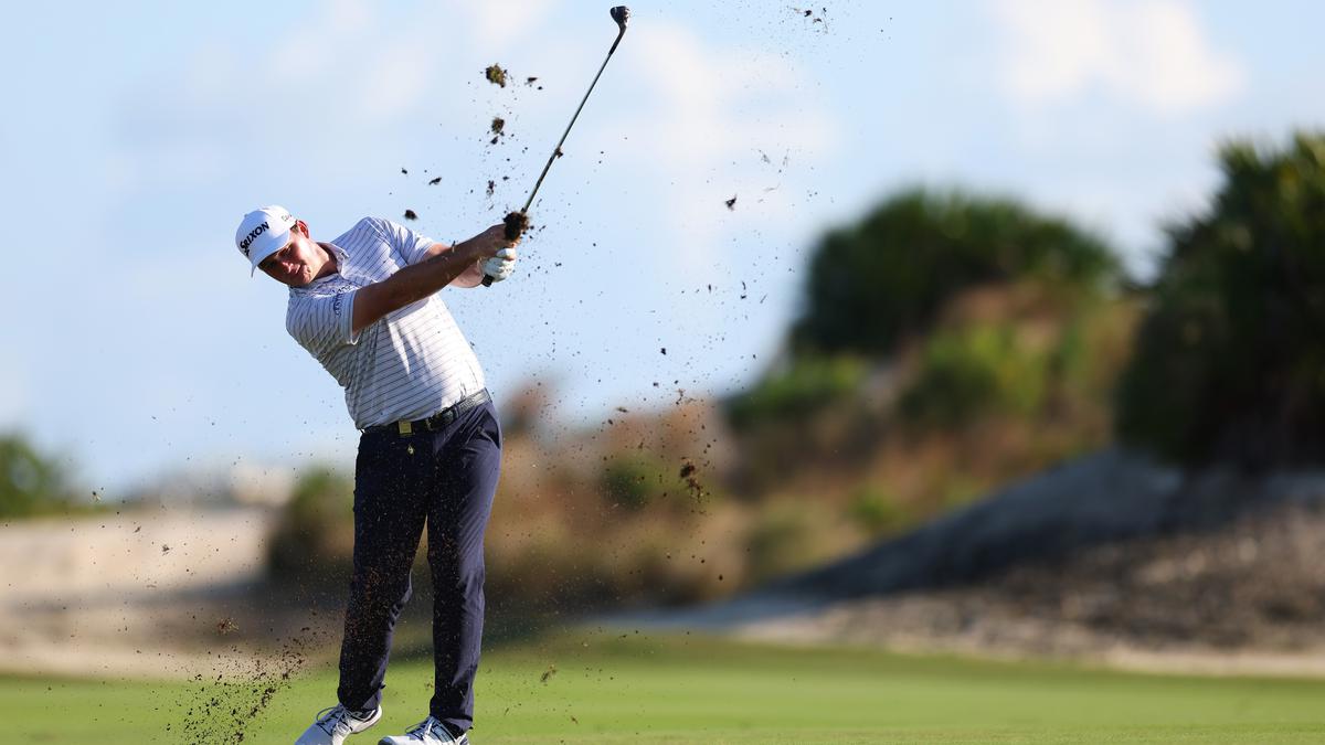 Hero World Challenge Round 1: Straka makes merry in Woods’ absence, Hovland makes shot of the day