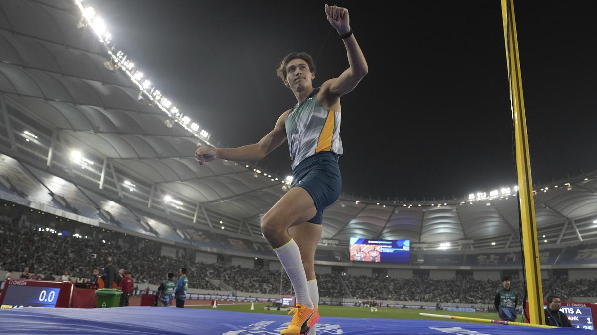 Diamond League: Pole vaulter Duplantis sails to victory in Suzhou, Simbine beats Coleman in 100m