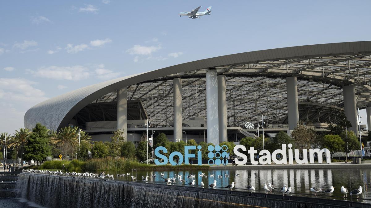 Coupe du Monde de la FIFA 2026 – Les travailleurs du stade SoFi exigent l’interdiction de l’ICE du tournoi et menacent de faire grève