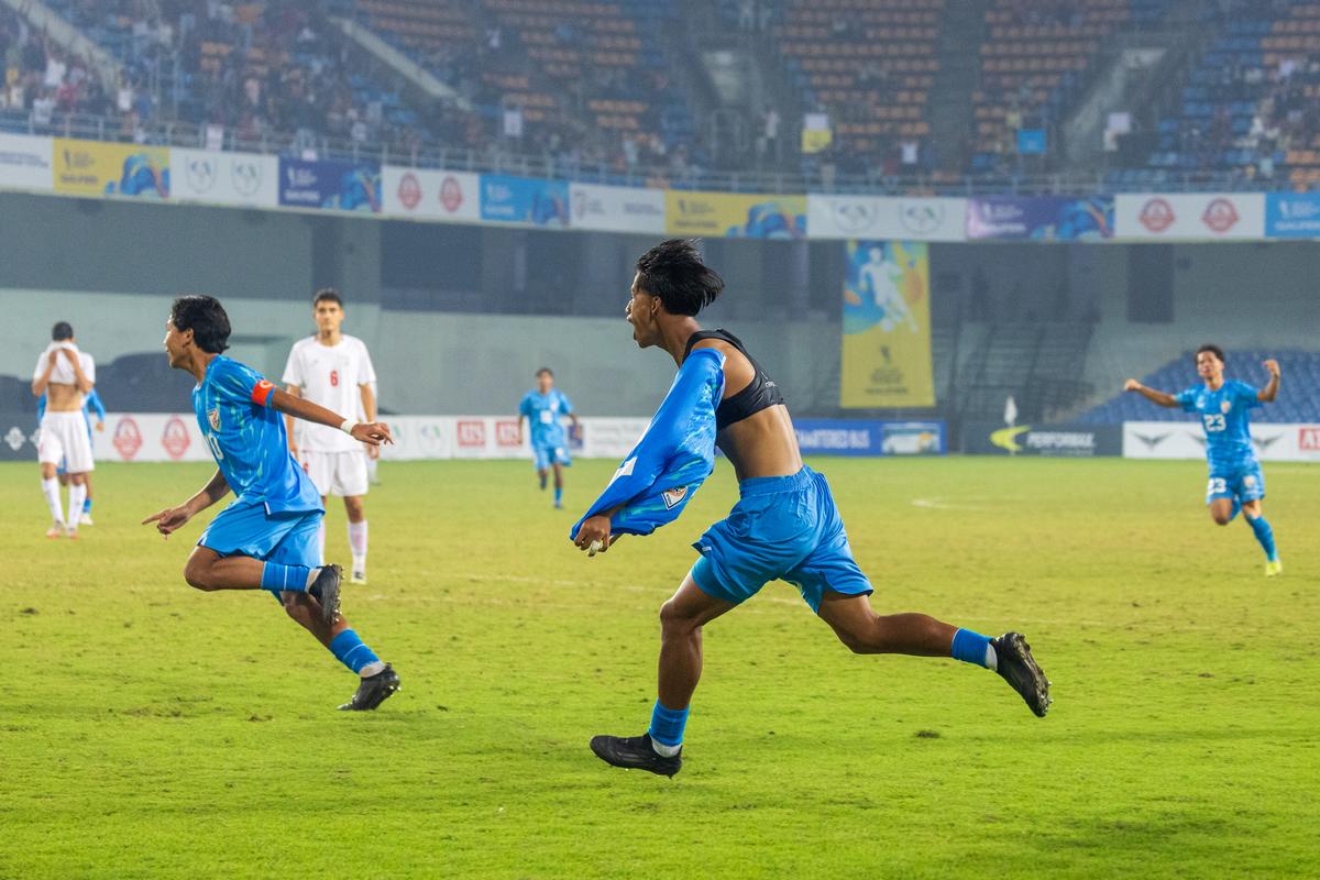 Po vyrovnaní tesne pred polčasom začala India druhý polčas s novým elánom a v 52. minúte sa ujala vedenia. 