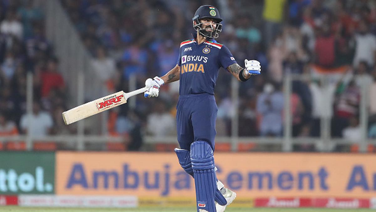 IND vs ENG, 2nd T20I: 'Special chat' with De Villiers helped Kohli get back to his best