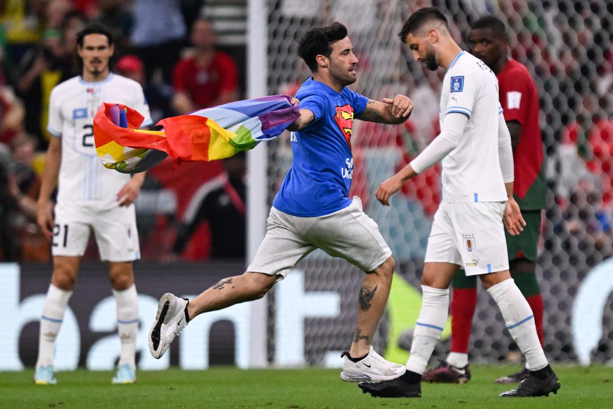 World Cup 2022 in Qatar: Who is pitch-invader Mario Ferri after he